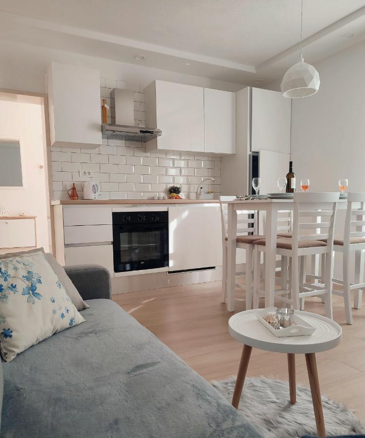 Apartment Making Memories Pucisca Exterior foto